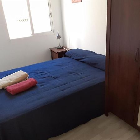 Malvarossa Apartment Near Beach Valencia Bagian luar foto