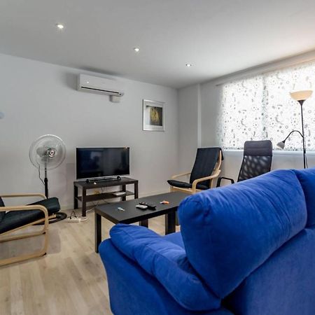 Malvarossa Apartment Near Beach Valencia Bagian luar foto